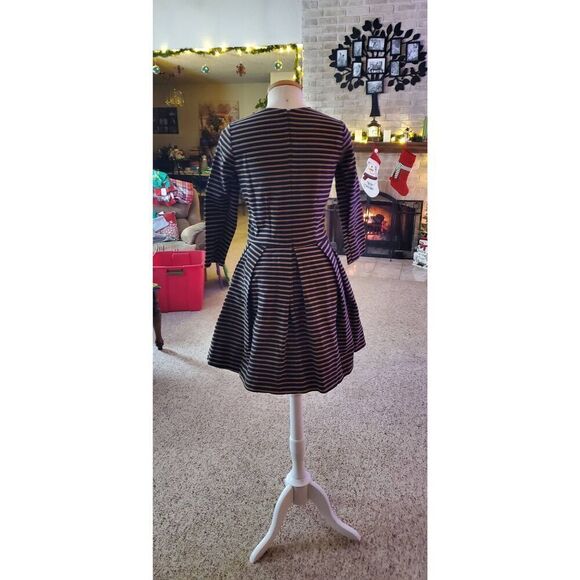 NWOT GAP WOMENS DRESS - Picture 2 of 5